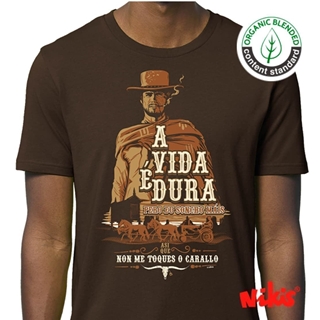 Camiseta A Vida é Dura - Imaxe 1